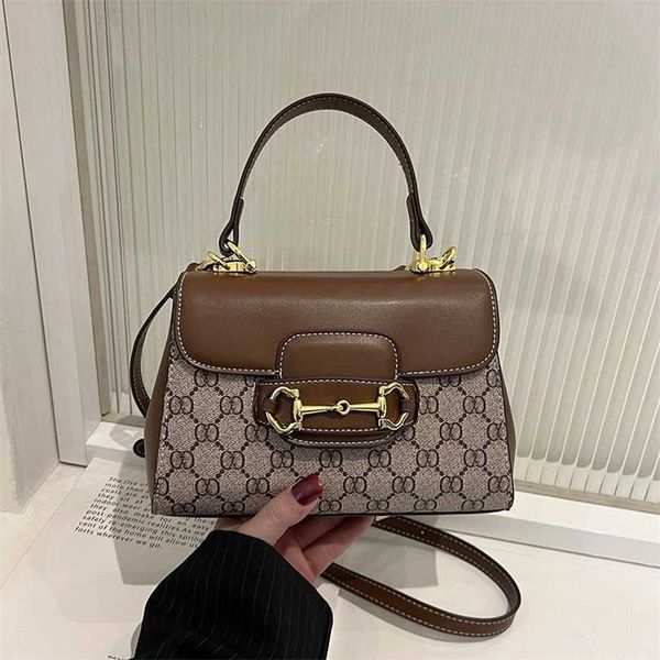 

20% off handbag 2023 fashionable new printing style shoulder handle messenger fashion letter bag