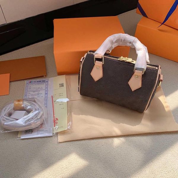 

designer handbag shoulder crossbody sling bag women handbags mini bucket bag leather presbyopia boston pillow bag mini bag neo noe bag