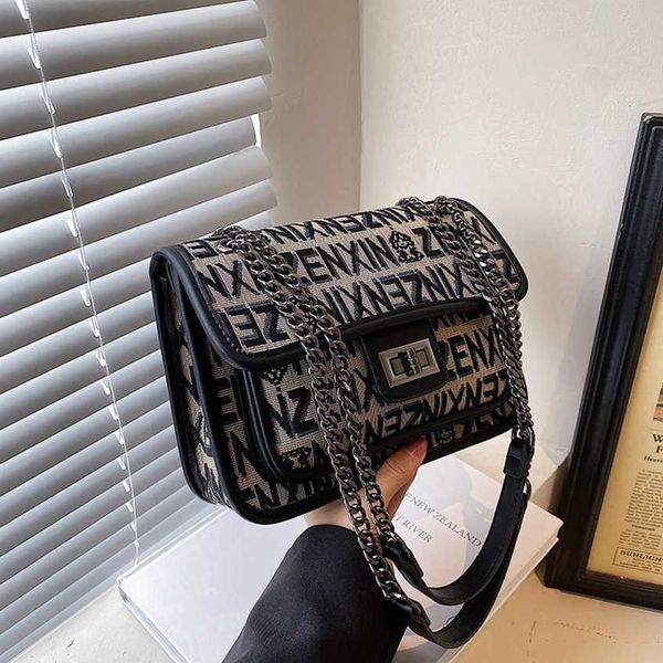 

factory wholesale women's bag chain women's shoulder small square bag shoulder messenger handbags 55%off