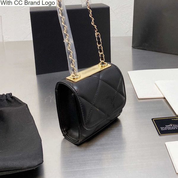 

luxury cc shoulder bags womens mini vanity with classic flap bags quilted gold chain cross body trunk lambskin trendy leather handle totes m