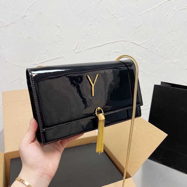 

chain messenger bags luxury designer bag black shoulder bags women fashion hardware tassel crossbody bags light leather purse handbag 221216