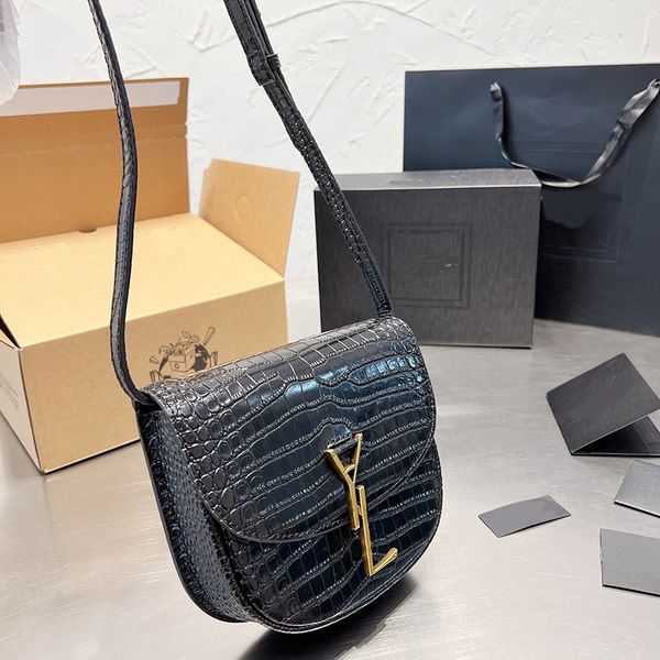 

tote bag luxurys designers handbag hobo wallets men famous leather envelope bag shoulder bags cross body fashion purse wallet 223