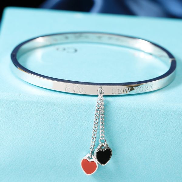 

luxurys designers bracelet gold braclet women heart pendant bracelet fashion elegant jewelry gift birthday gift good, Black