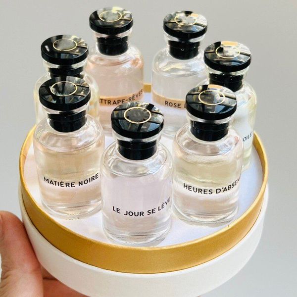 

2022 fragrance perfume set 10ml 7pcs rose/ etoile filante/ cceur battant/ attrape-reves/ matiere noire/ le jour se leve/ heures d'absen