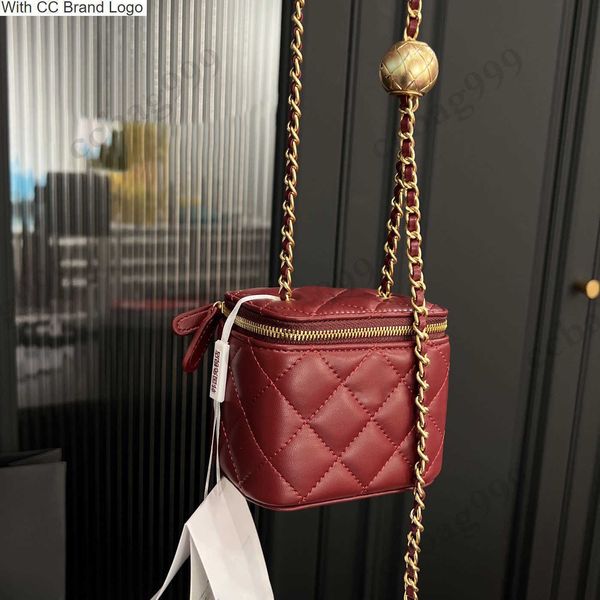 

cc shoulder bags womens lambskin lipstick case shoulder bags brush gold ball adjuster quilted hardware chain crossbody vanity designer luxur