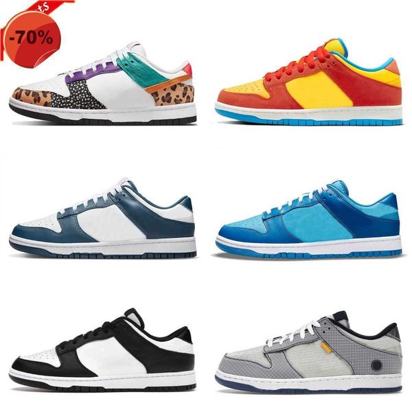 

boots sb casual sports shoes animal trainers sneakers 2023 designers animal dunkes paisley unc blue raspberry green sun club cherry wom, Black