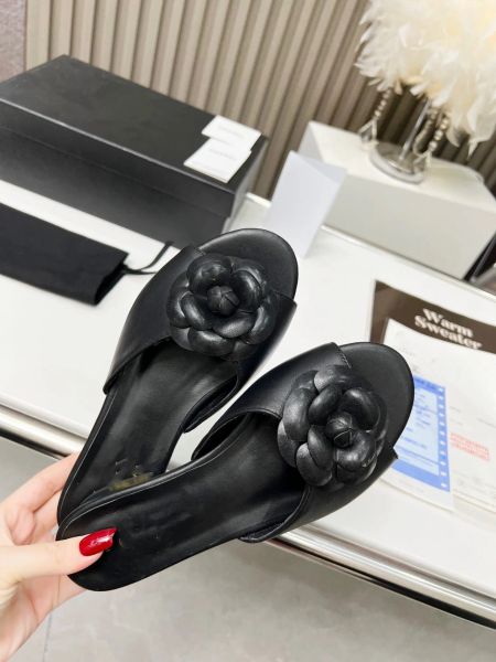 

designer slippers women summer flower slippers luxury fashion sandals beach non-slip casual sandals 35-43, Black