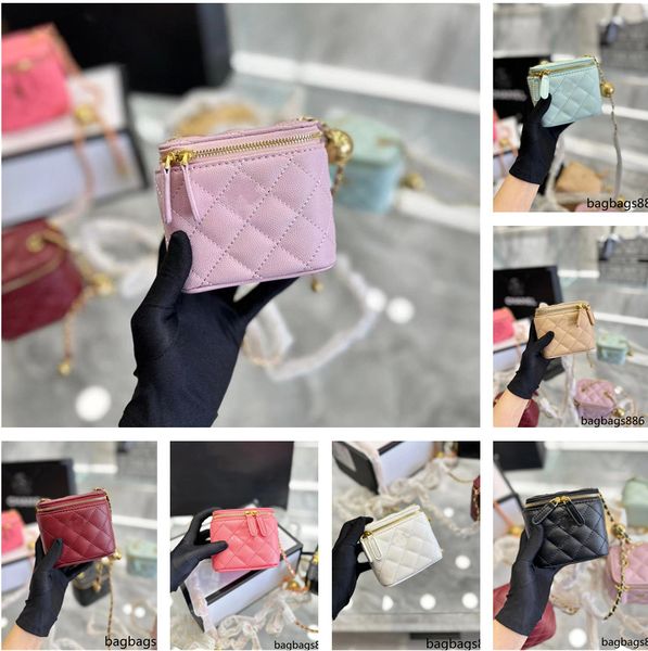 

miniature woman classic cosmetic bag zipper and mirror a fashion diamond lattice the versatility of leather sewing luxury bags designer hand