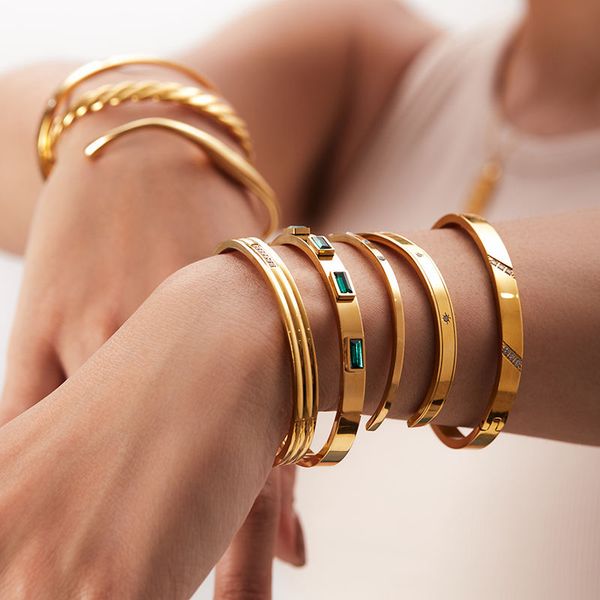 

18k gold plated cuff bracelet stainless steel cuff bracelet waterproof opening cubic zirconia bangles, Black