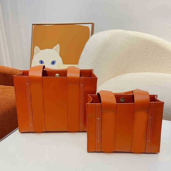 

tote quilted alphabet one shoulder shopping travel bag luxurys designers bags for womens messenger crossbody clutch 220916