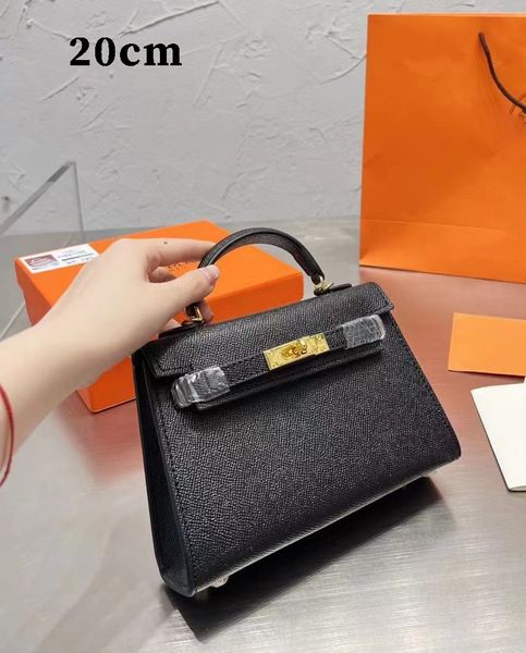 

luxury shopping totes designer bags handbag vegetable basket bag picotin lock female leather first layer cowhide large capacity bucket bag b