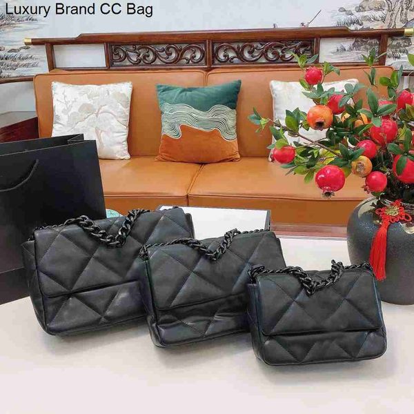 

cc cross body flap crossbody designer bags luxurious designers women handbag gold chain shoulder fashion purse lamskin leather envelope wall