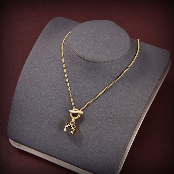 

2023 necklace luxury jewelry fashion designer simple and generous fashion all-match gold-plated women's necklace no box, Silver
