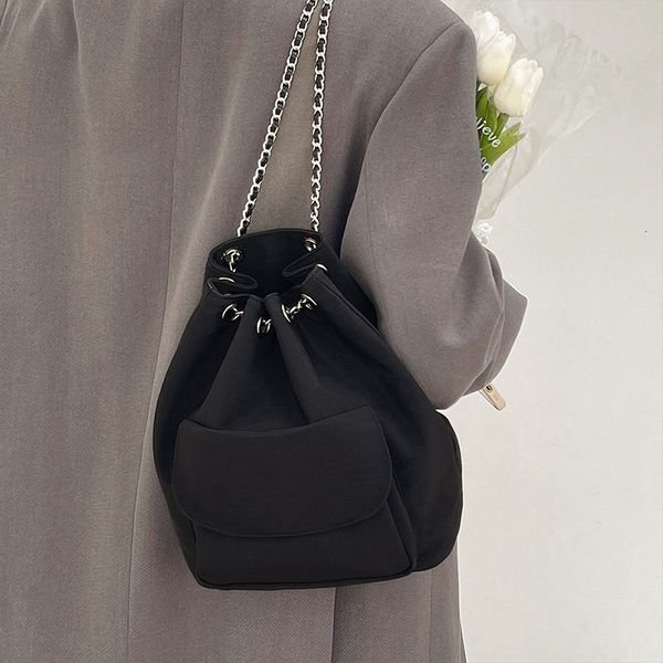 

waist bags black design fashion backpack for women spring and summer casual travel drawstring chain bucket girls nylon back packs 230223