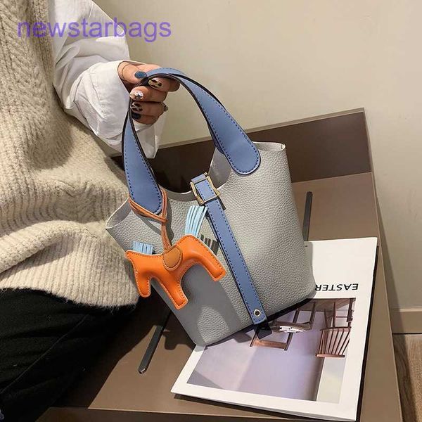 

designer herme picotin lock bags for sale women's 2023 new korean versatile bucket bag portable vegetable basket pony decoration should
