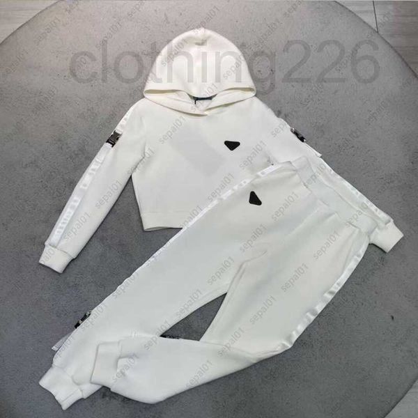 

designer tracksuits women spring autumn hoodies pants 2 piece set running hoody mens sweatshirt joggers sweatpant 373s, Gray