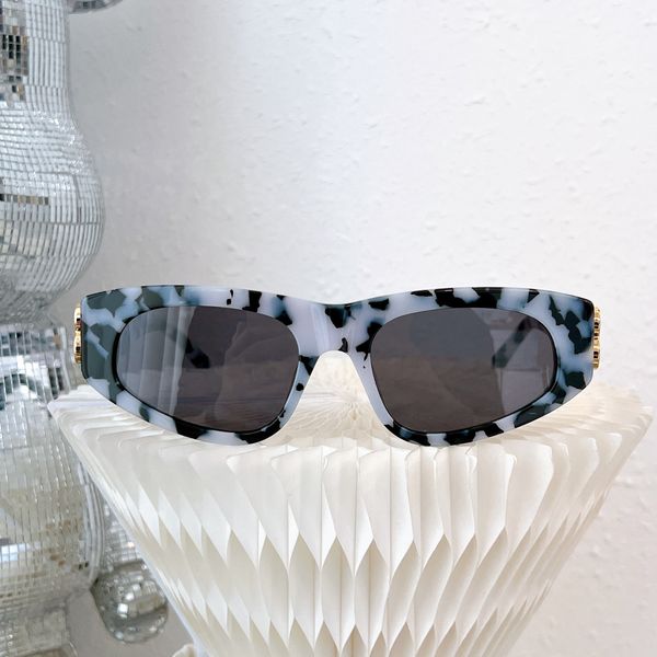 

couples fashion designer sunglasses fashion letter candy color full frame glasses women street p holiday waterproof uv380 sun glasses, White;black