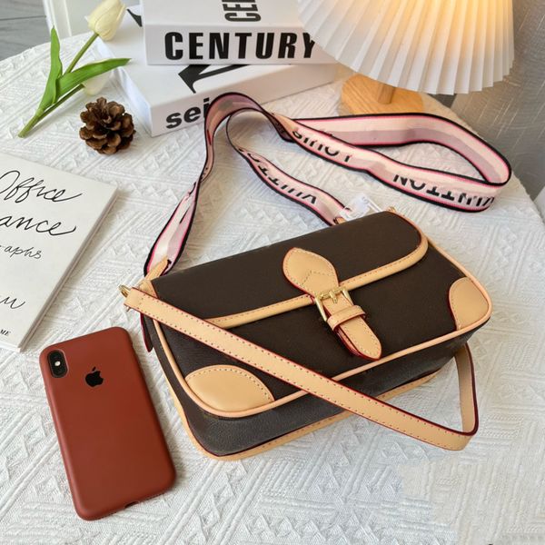 

luxury designer women fashion envelope shoulder cowhide bag classical banquet shopping wedding leisure business messenger satchel purse satc