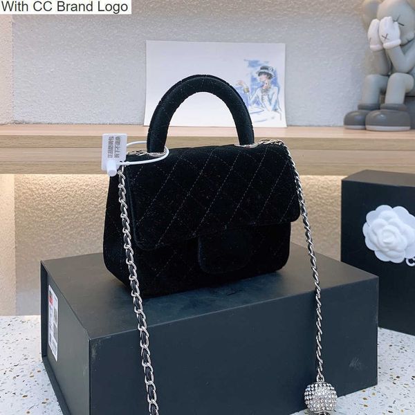 

luxury cc shoulder bags classic quilted matelasse mini flap shoulder bags handbags france paris brand sheepskin pattern gold hardware chain