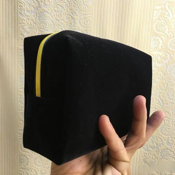 

lady black velvetbag handbagbag cosmetic bag fashion brand cosmetics bag ing
