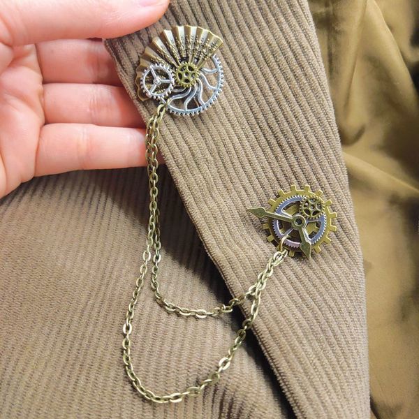 

pins brooches vintage bronze women men gear clock chain breast pins steampunk accessories 230223, Gray