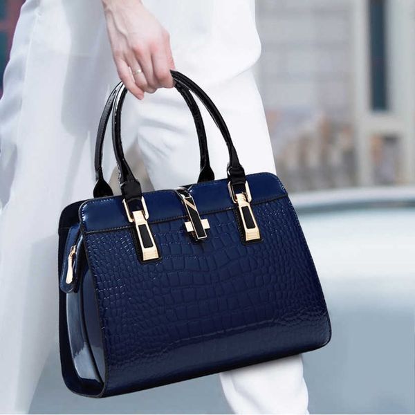 

luxury women shoulder bags designer women's handbag large capacity mother's bag single shoulder messenger handbags 2023