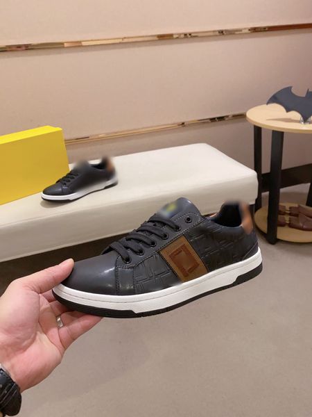 

latest mens designer shoes black brown letter printed flat fashion men casual sports sneakers trainers shoe with original box