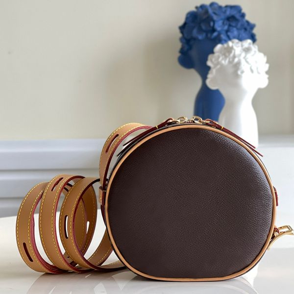 

designer mini circular bag luxurys shoulder bag 18cm genuine leather woman bag high imitation crossbody bag with box zl150
