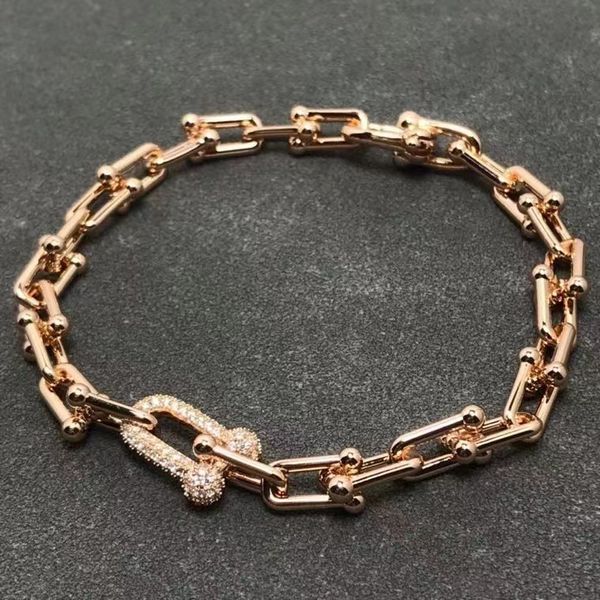 

Bracelet U-joint winding chain link fashion personality light luxury bracelet