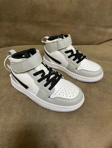

2023 latest velcro basketball shoes for kids jumpman 1 1s mid light smoke grey the youth shoes for girls boys outdoor shoe
