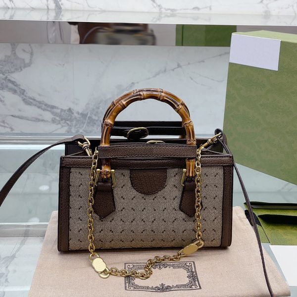 

crossbody shoulder bag designer bag handbags women new bamboo bag luxurys designers handbag womens fashion classic purses totes