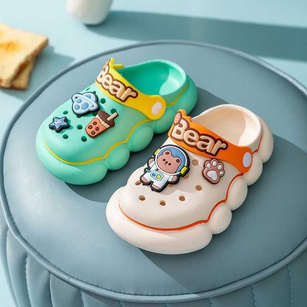 

sneakers kids bear astronaut eva slippers hole shoes boys beach sandals girls home slippers childrens baby garden shoes heel wrap summer l23, Black;red
