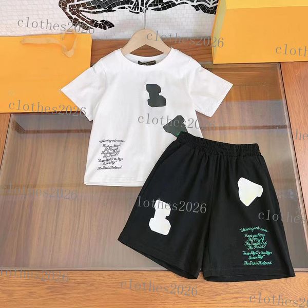 

2023 kidclothing sets letter cartoon pattern boys girls tracksuit summer short sleeve tees shorts sets luxury designer t-shirts shorts baby, White