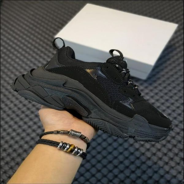 

triple s platform sneakers for men women chaussures paris 17fw triple black cream yellow red running shoes 36-45182u