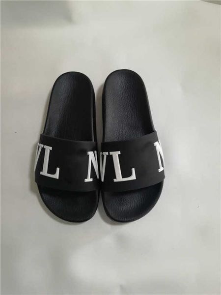 

flat designer women slippers sandals ladies fashion beach slipper rivet stud non-slip leather woman casual spikes shoes with box slippers fo, Black