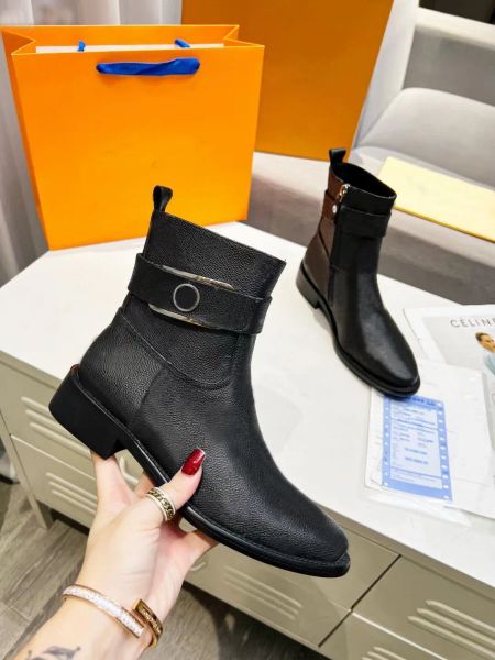 

autumn winter boots woman thick soled trainers travel buckle zipper boot soft cowhide lady flat casual designer shoe leather women shoes lar, Black