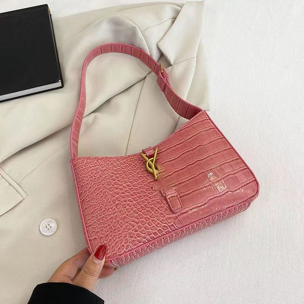 

small fragrance chain shoulder bag messenger bag female 2023 new ins joker advanced foreign texture small bag888888