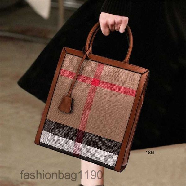 

bag new luxury designer burbrery handbags leisure large capacity leather womens trend diagonal straddle versatile lattice hand fmkg