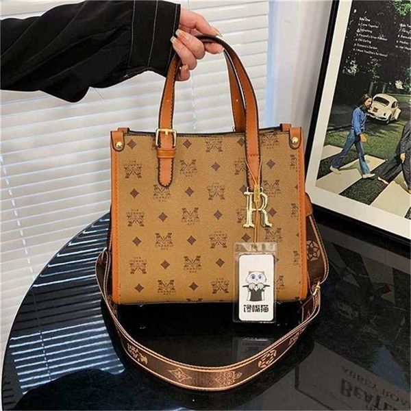 

30% off handbag 2023 new bag minority tote hand old flower messenger
