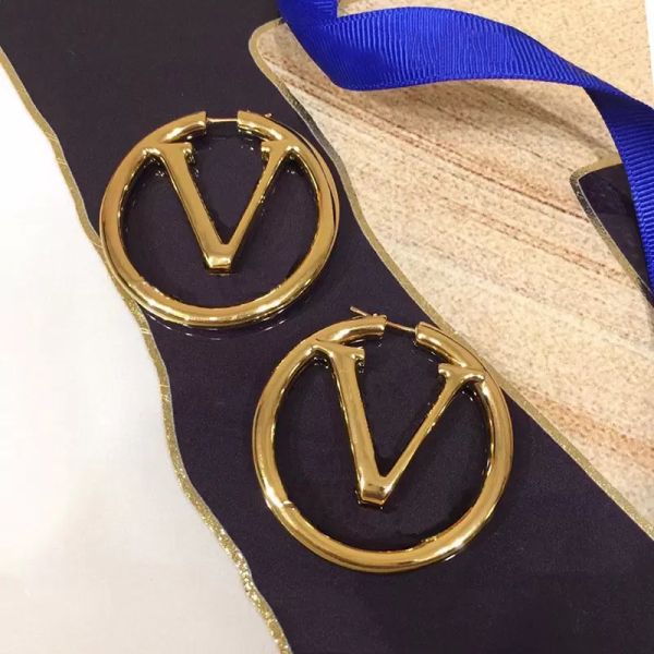 

exquisite ring women s earrings designer letter earrings gold plated silver plated geometric earrings suitable for valentine s day335s, Golden;silver