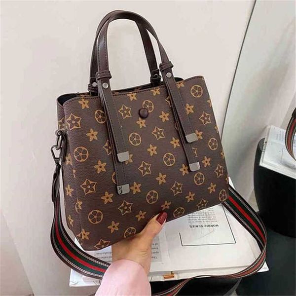 

handbag 2023 new bag tiktok, lady bag, shoulder kwai all bag.
