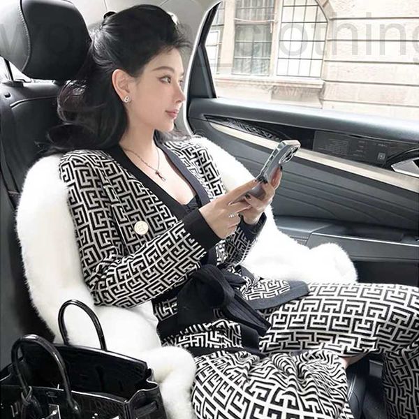 

designer wide leg pants suit small fragrant wind celebrity net red fried street high-grade temperament goddess fan professional wear knitted, White