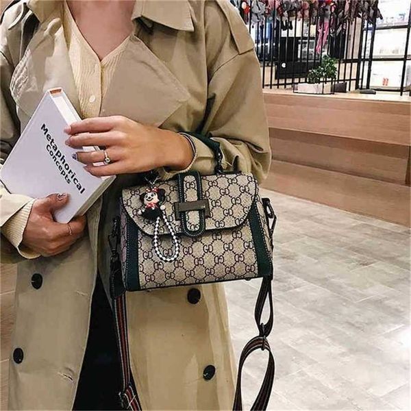 

handbag 2023 new bag and printed portable square texture hand style