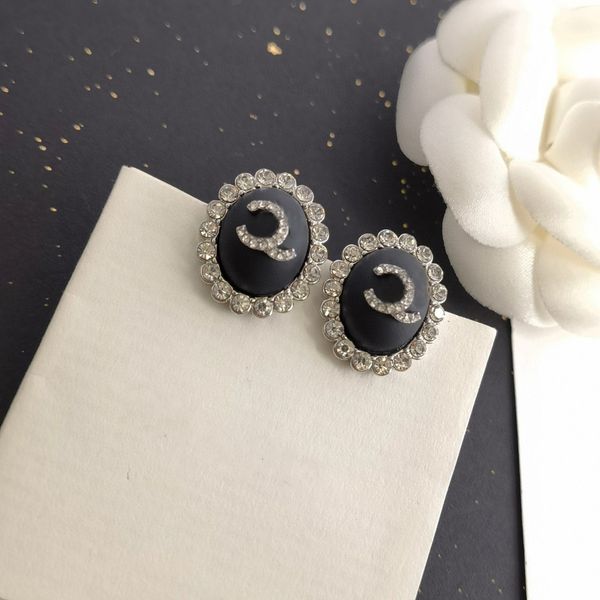 

2023 luxury jewelry charm stud designer black pearl diamond alphabet stud female girls exquisite fashion gift without box, Golden;silver