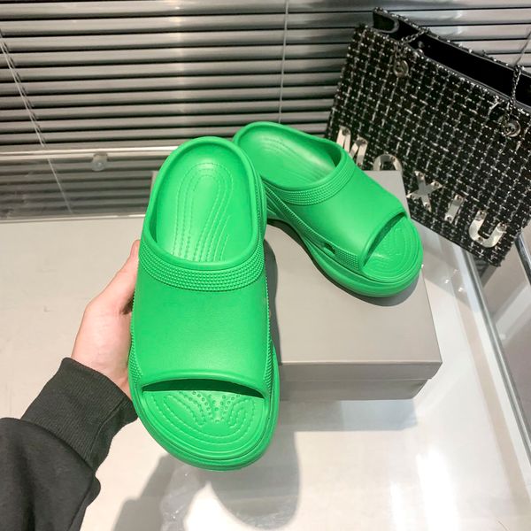 

soft rubber new thick sole slippers, Black