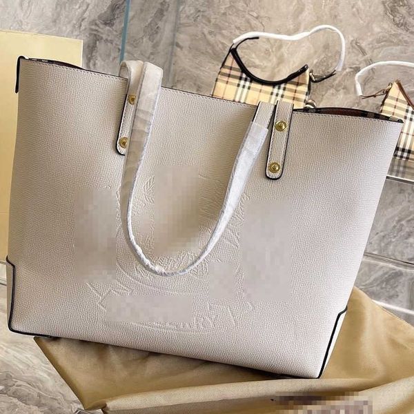 

designer luxury burbrerity bags for women brown crossbody handbags vintage burbrery leather wallet paris plaid the totes bag fashion purses