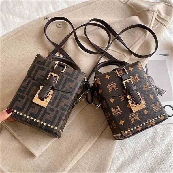 

22% off handbag 2023 new bag shoulder super hand style texture messenger