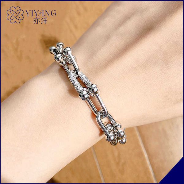 

premium yiyang jewelry korean version of the same model floor tiffay creative microinsertedz irconiumd iamondu h ookh orseshoet hickb racele, Black