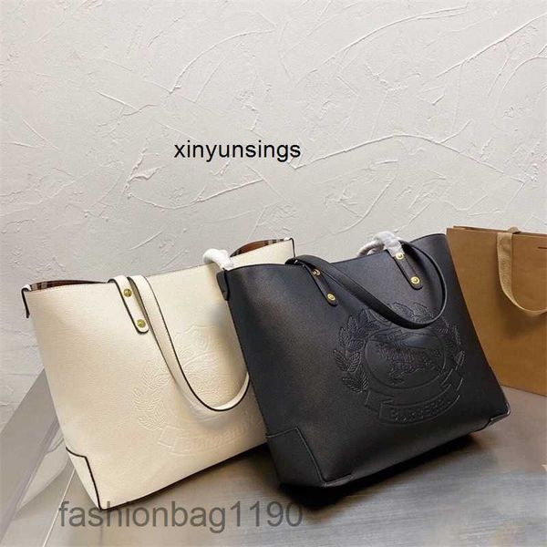 

bag new luxury designer bags burbrery new products released in spring and summer of 2021 fashion large tote versatile women's qbls