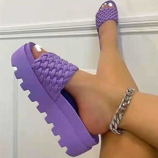 

summer thick-soled slippers women's fashion new flat-soled slippers high-quality women's shoes, Black